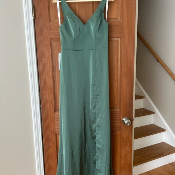 Azazie Jess Eucalyptus Sheath V-Neck Stretch Satin Dress Size A8 - Picture 2 of 10